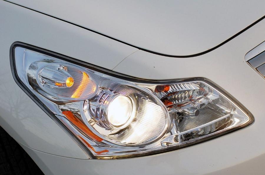  Infiniti G37x S Sedan 2009 года  (фото 41 из 44)
